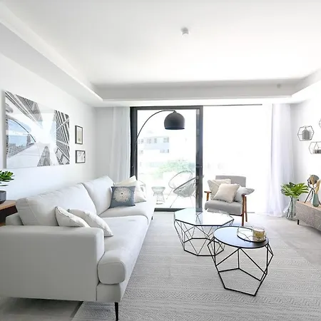 Seashell Infinity Luxury Apartment